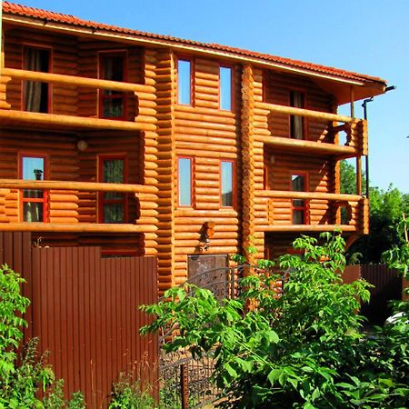 Green Style Kyiv Exterior photo