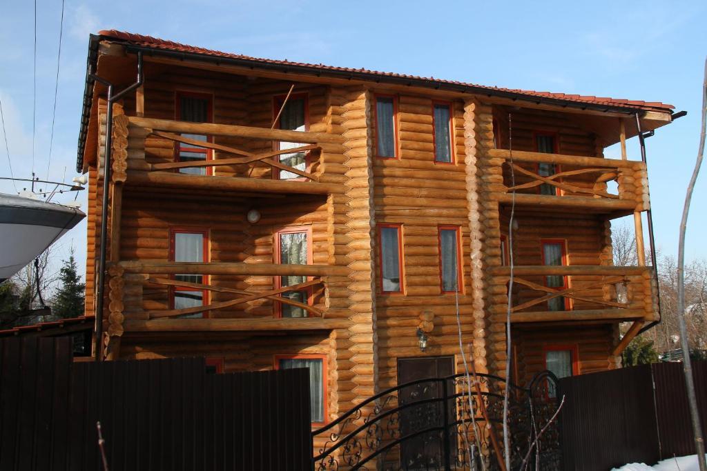 Green Style Kyiv Exterior photo